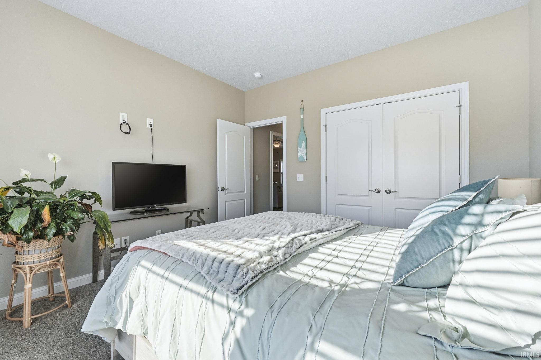 10883 Barrymore Run Roanoke, IN 46783 - Photo 29 of 36