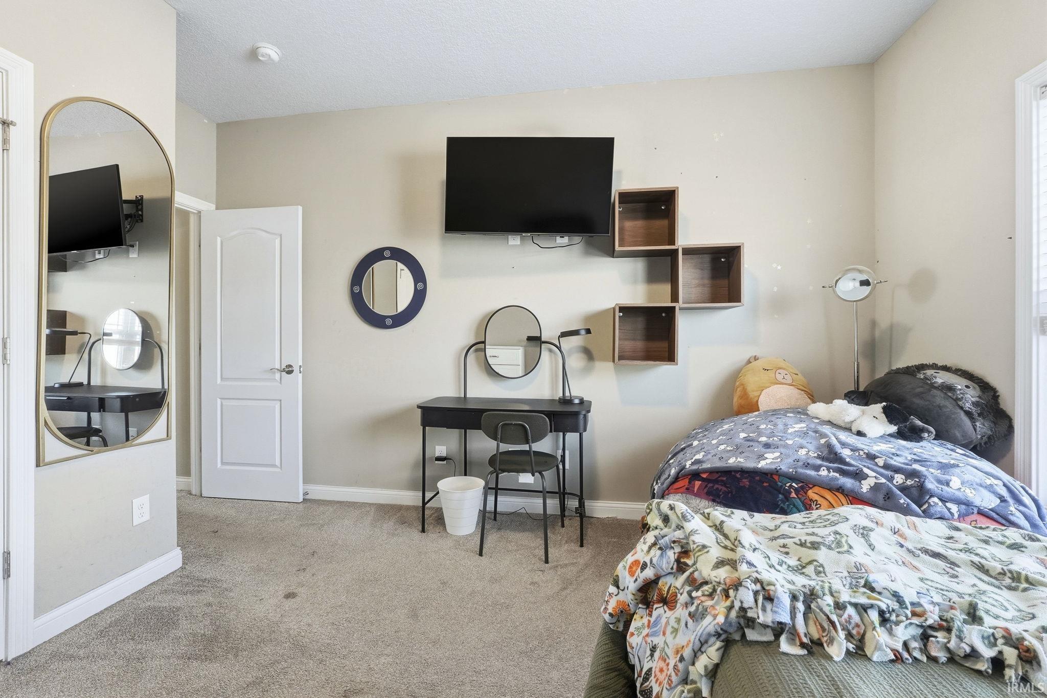 10883 Barrymore Run Roanoke, IN 46783 - Photo 31 of 36