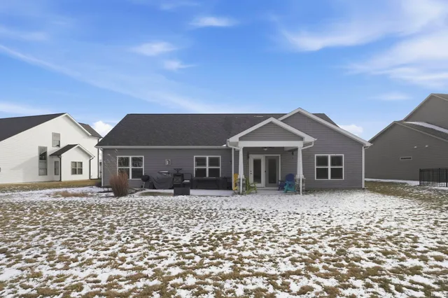 $385,000 | 10883 Barrymore Run, Roanoke, IN 46783