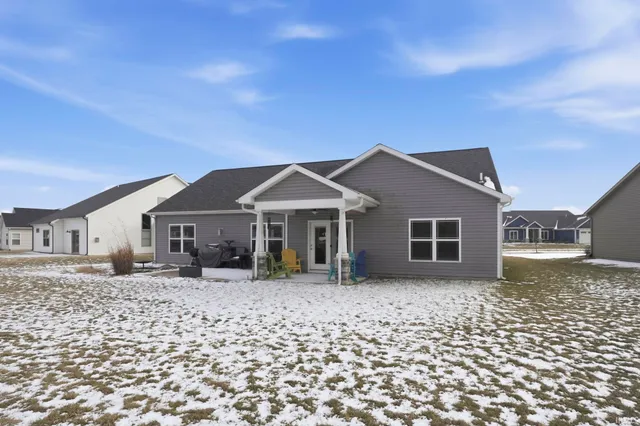 $385,000 | 10883 Barrymore Run, Roanoke, IN 46783