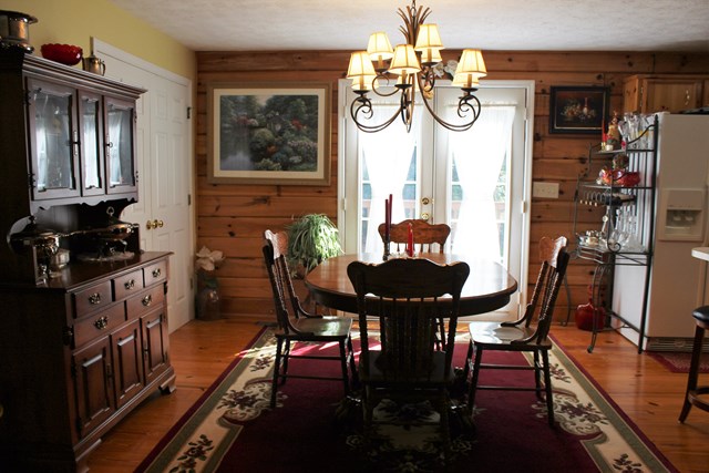 543 Mountain Shadows Road Hamilton, GA 31811 - Photo 15 of 36 dining room
