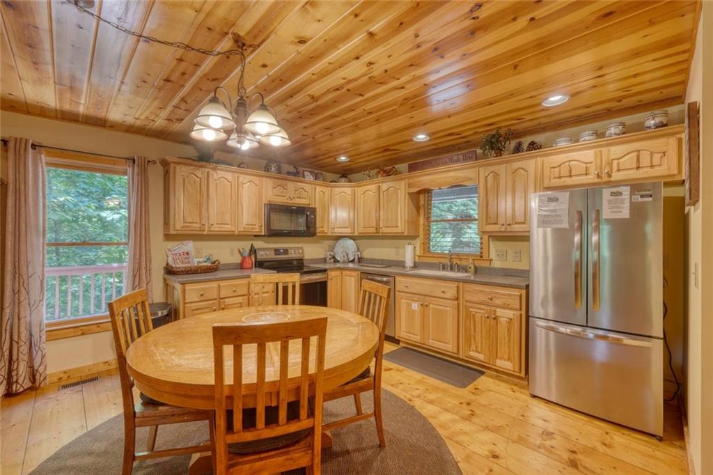 75 Carol Lane Ellijay, GA 30540 - Photo 7 of 52 Gallery Image 7