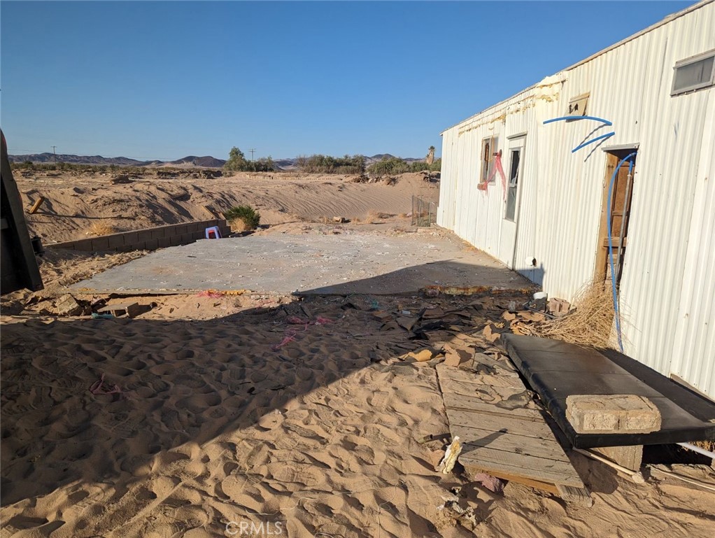31600 Troy Road Newberry Springs, CA 92365 - Photo 4 of 4 a view of water heater room
