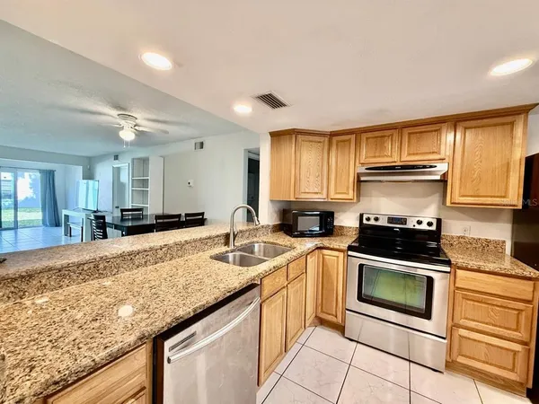 $1,800 | 7560 92nd Street, Unit 102B, Seminole, FL 33777