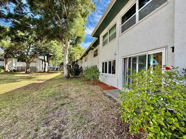 $1,800 | 7560 92nd Street, Unit 102B, Seminole, FL 33777