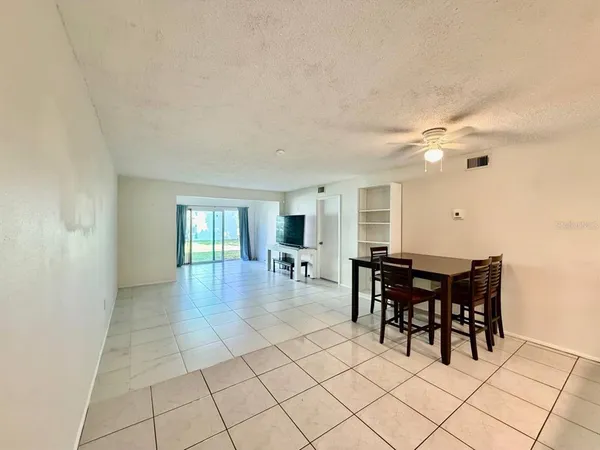 $1,800 | 7560 92nd Street, Unit 102B, Seminole, FL 33777