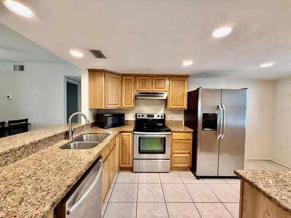 $1,800 | 7560 92nd Street, Unit 102B, Seminole, FL 33777