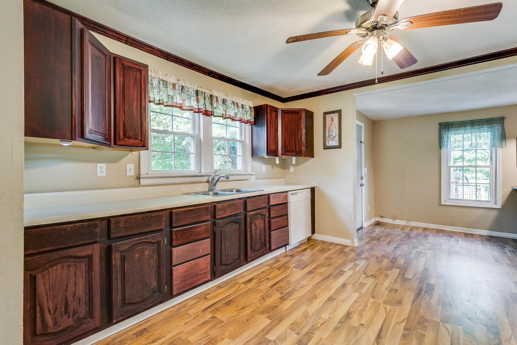 939 Rittertown Road Hampton, TN 37658 - Photo 14 of 37 015
