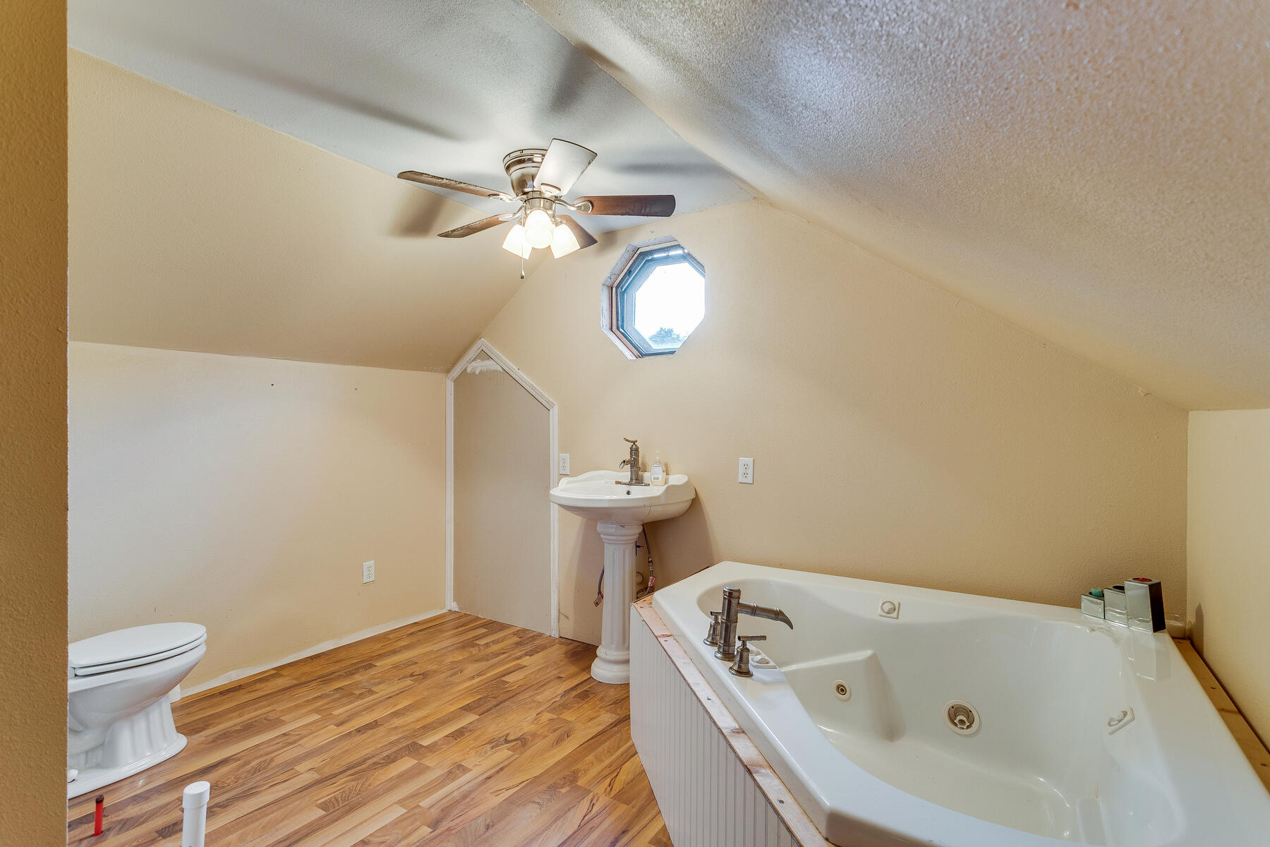 939 Rittertown Road Hampton, TN 37658 - Photo 30 of 37 031