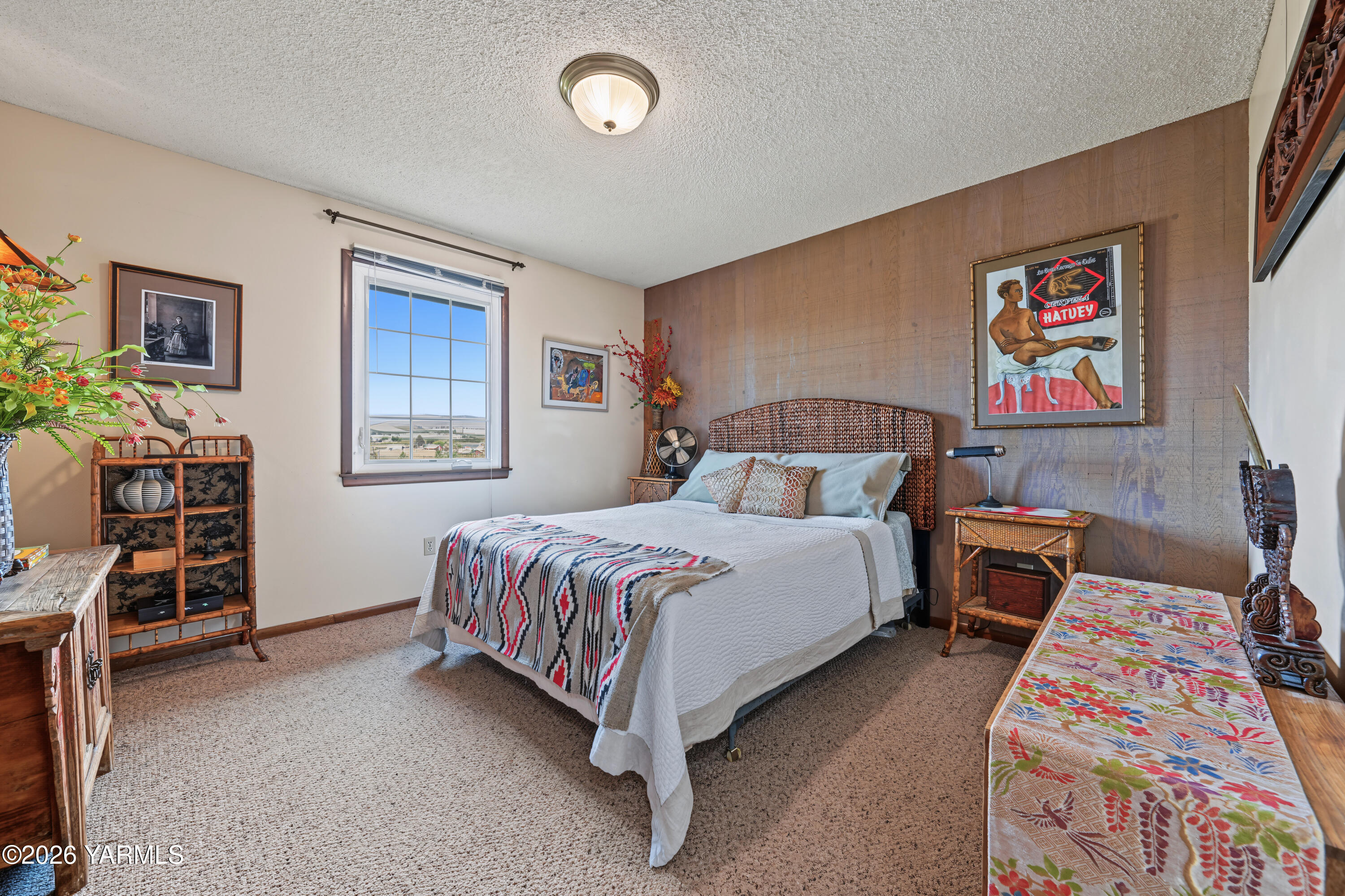 1180 Dilley Road Tieton, WA 98947 - Photo 21 of 42 28_bedroom