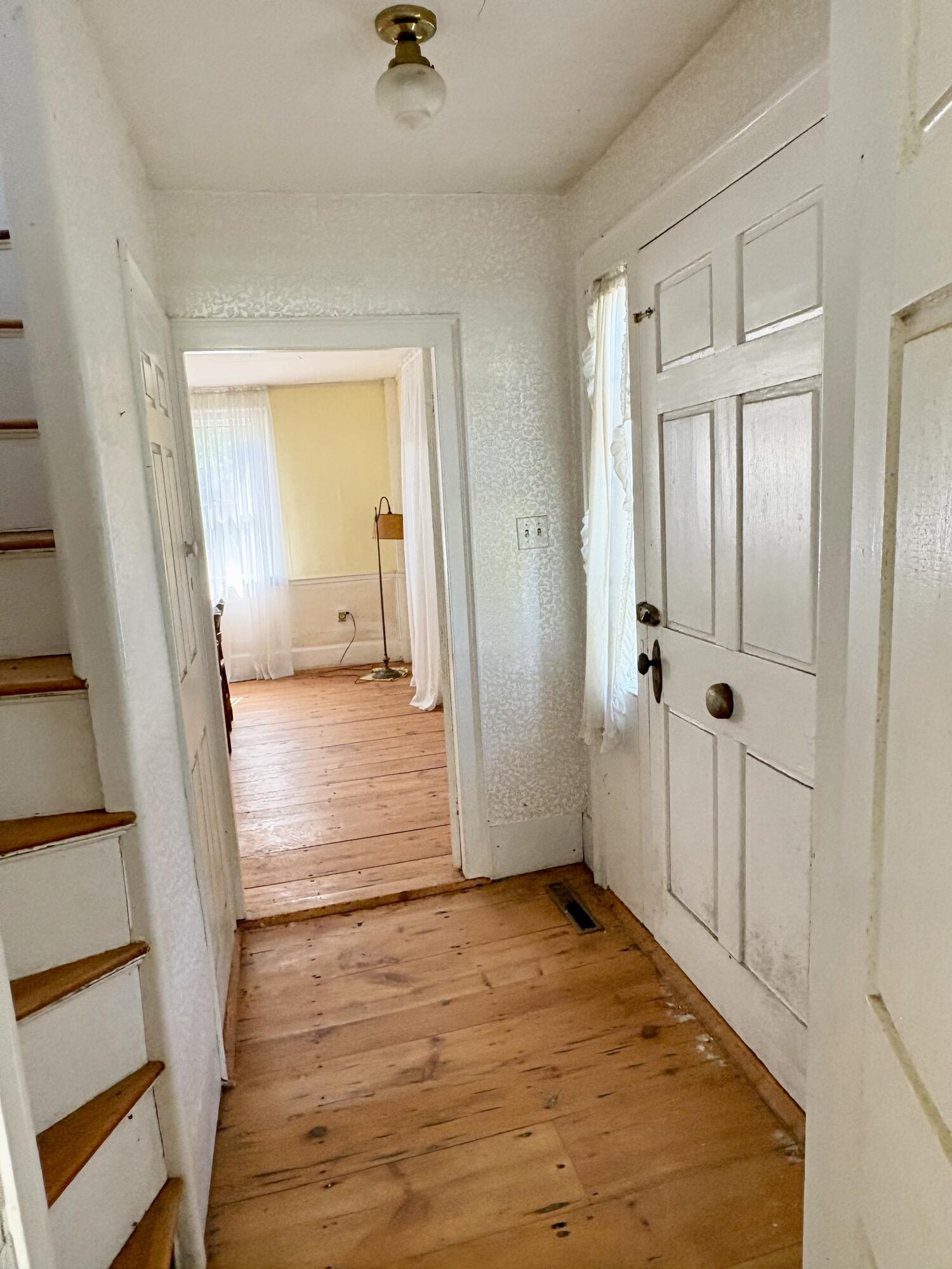226 Elm Street Damariscotta, ME 04543 - Photo 11 of 71 IMG_5251