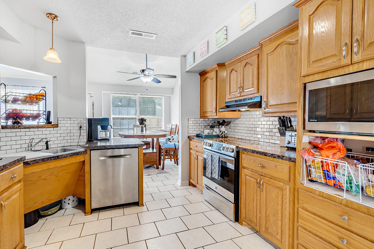 402 Laurel Ridge Road Charleston, SC 29418 - Photo 12 of 24 GPS VISUALS RE PHOTOGRAPHY 12