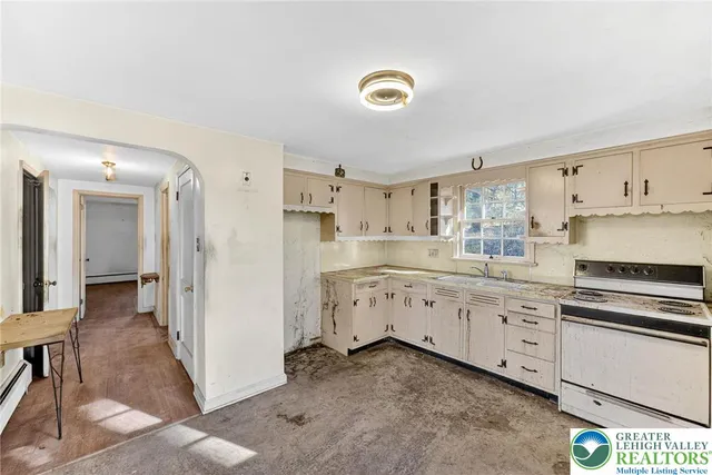 $265,000 | 4008 State Road, Coopersburg, PA 18036