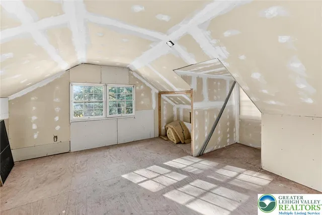 $265,000 | 4008 State Road, Coopersburg, PA 18036