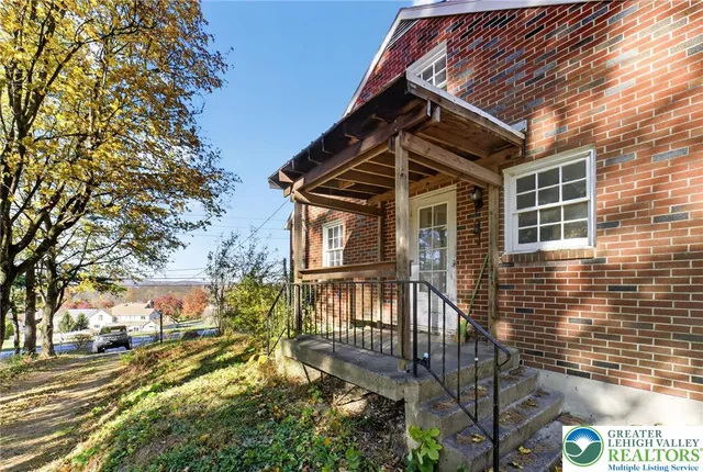 $265,000 | 4008 State Road, Coopersburg, PA 18036