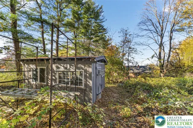 $265,000 | 4008 State Road, Coopersburg, PA 18036