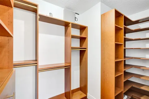 $595,990 | 869 Northwest 127th Avenue, Coral Springs, FL 33071