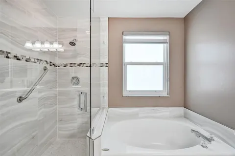 $595,990 | 869 Northwest 127th Avenue, Coral Springs, FL 33071