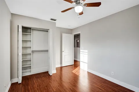 $595,990 | 869 Northwest 127th Avenue, Coral Springs, FL 33071