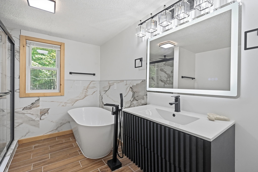 474 Glendale Road Hampden, MA 01036 - Photo 13 of 29 Gallery Image 13