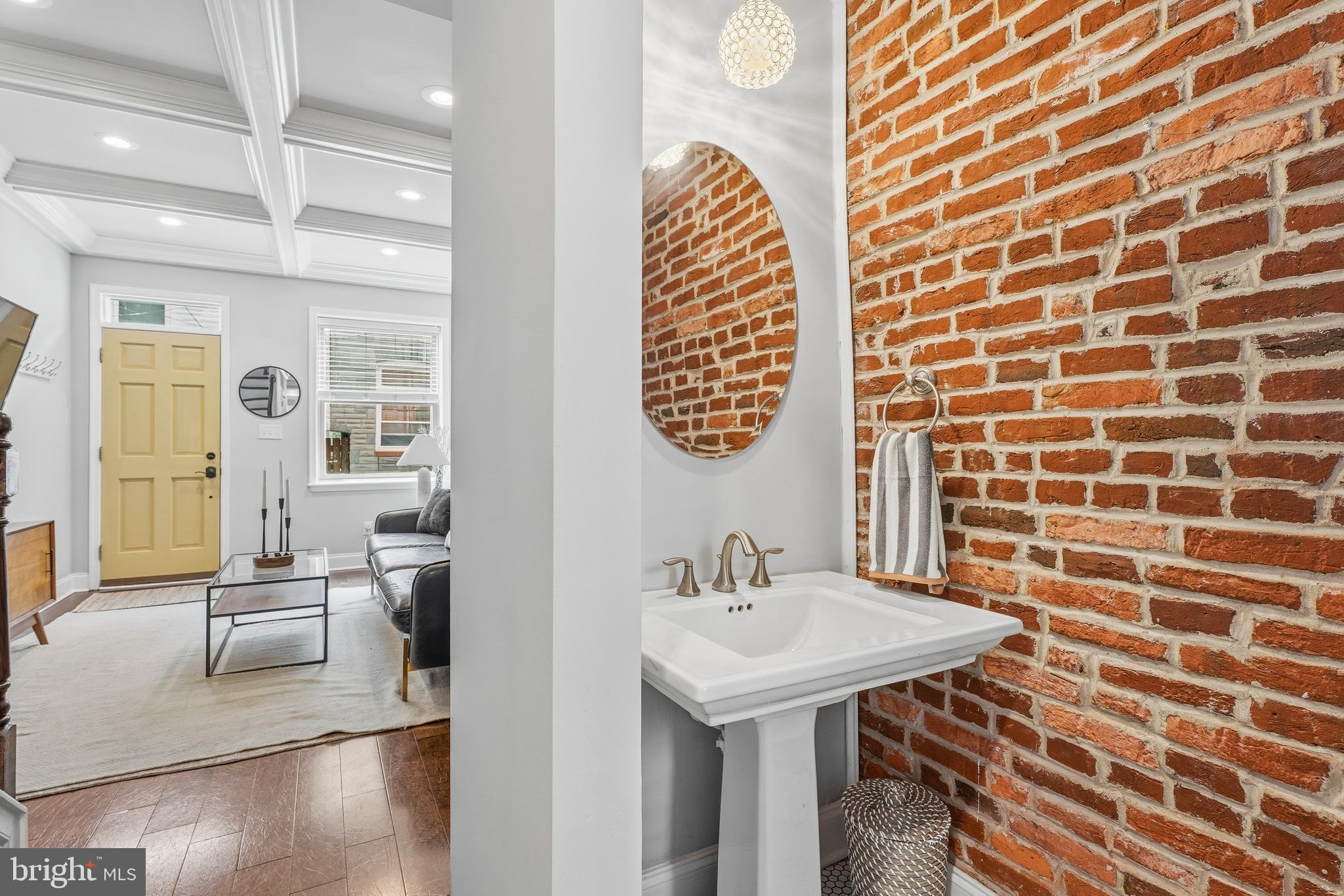 721 South Port Street Baltimore, MD 21224 - Photo 5 of 28