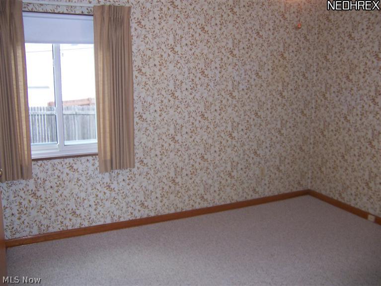 6254 Holburn Road Parma, OH 44129 - Photo 13 of 19