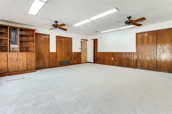 $498,000 | 905 Live Oak Lane, Arlington, TX 76012