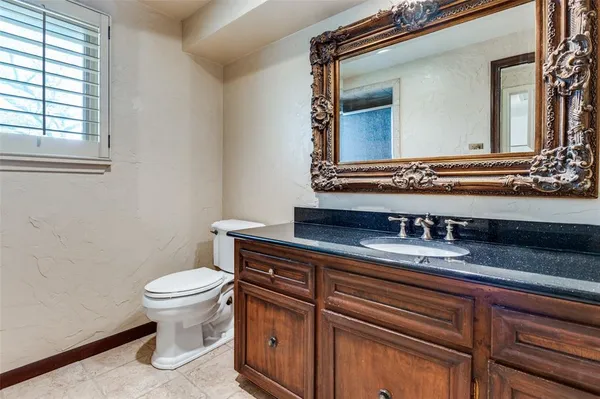 $498,000 | 905 Live Oak Lane, Arlington, TX 76012