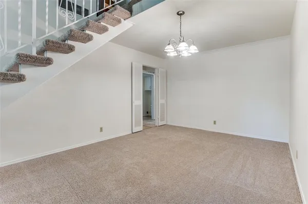 $498,000 | 905 Live Oak Lane, Arlington, TX 76012