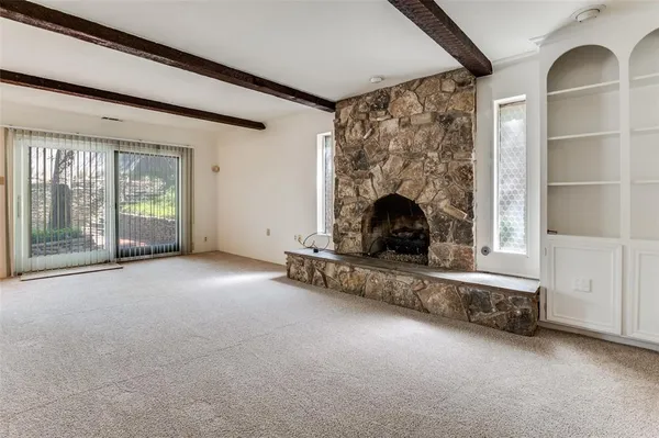 $498,000 | 905 Live Oak Lane, Arlington, TX 76012
