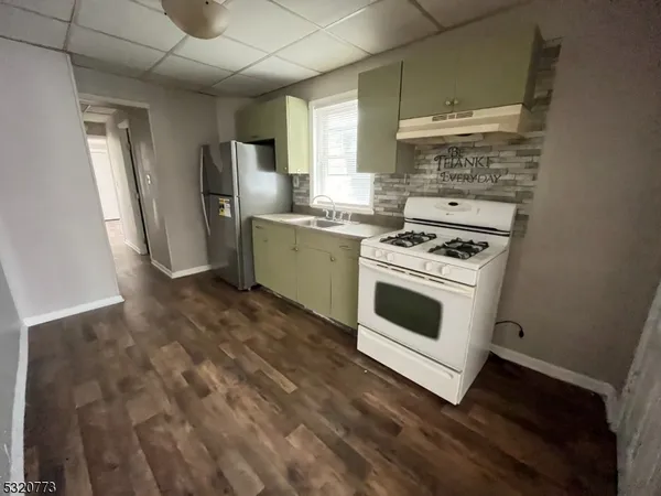 $1,150 | 53 Glen Avenue, Unit 1, Phillipsburg, NJ 08865