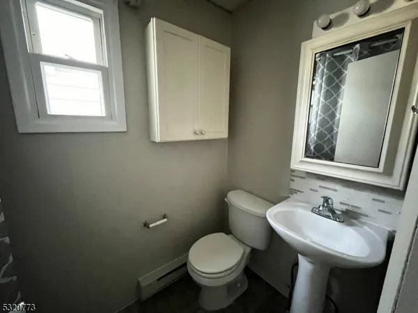 $1,150 | 53 Glen Avenue, Unit 1, Phillipsburg, NJ 08865