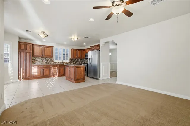 $2,250 | 8221 Tone Street, Las Vegas, NV 89123