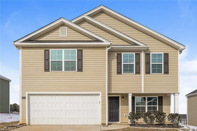 $1,915 | 397 Ovada Avenue, Lexington, NC 27295