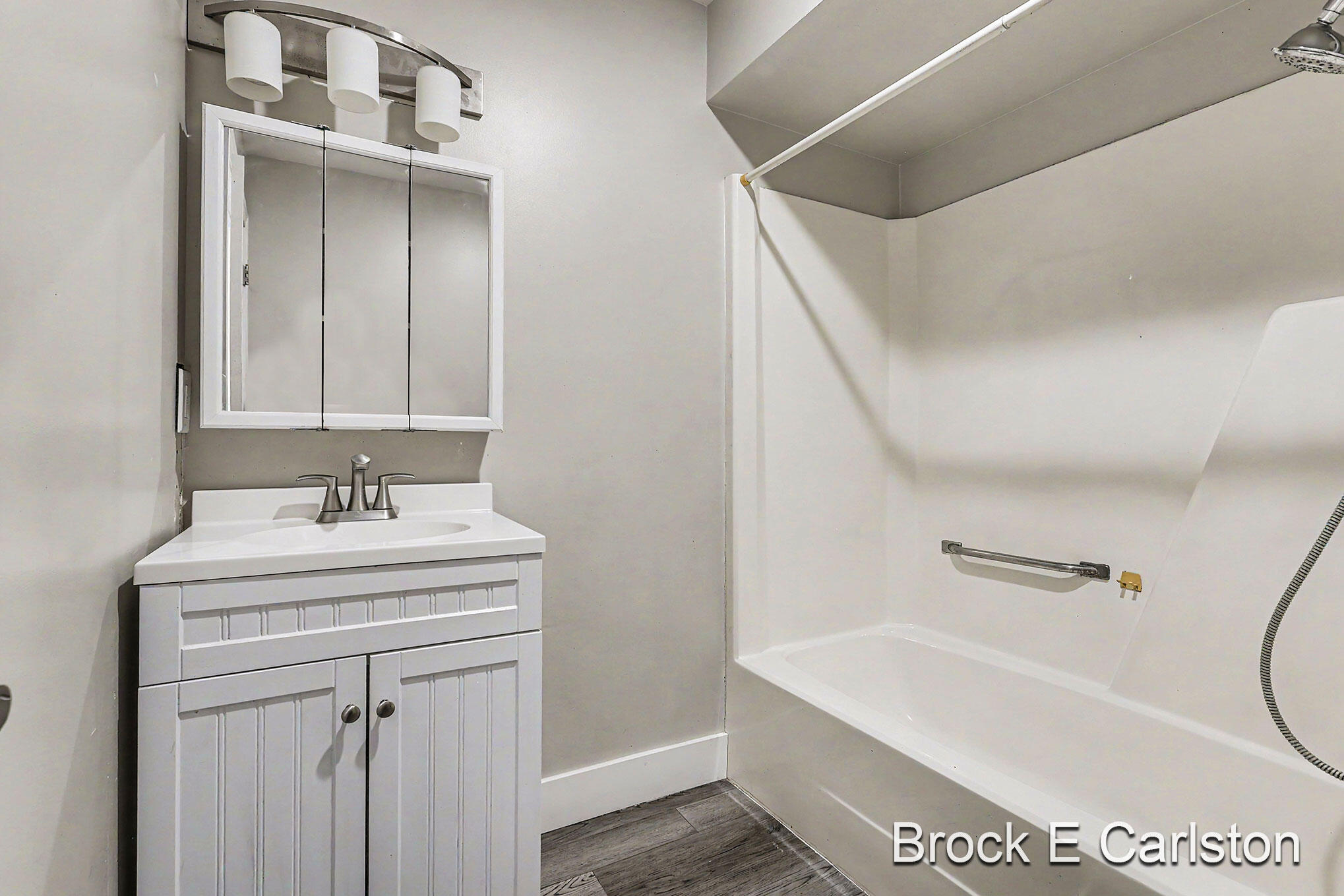 643 East Sternberg Road Norton Shores, MI 49441 - Photo 18 of 36 QJ1A0030