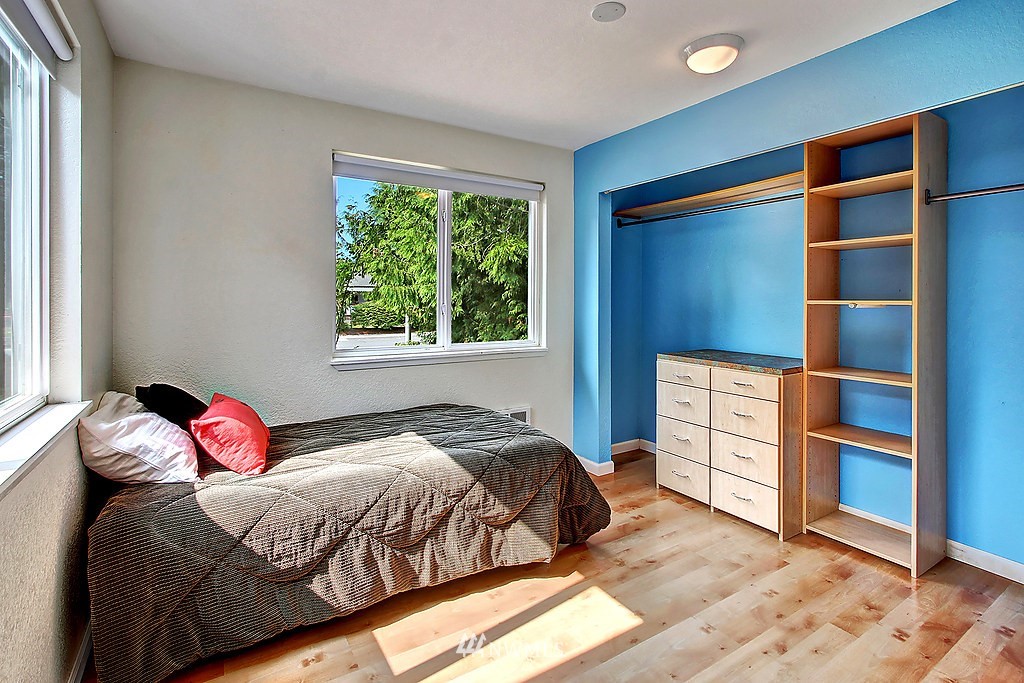 18031 20th Drive Southeast Bothell, WA 98012 - Photo 13 of 18 Gallery Image 13