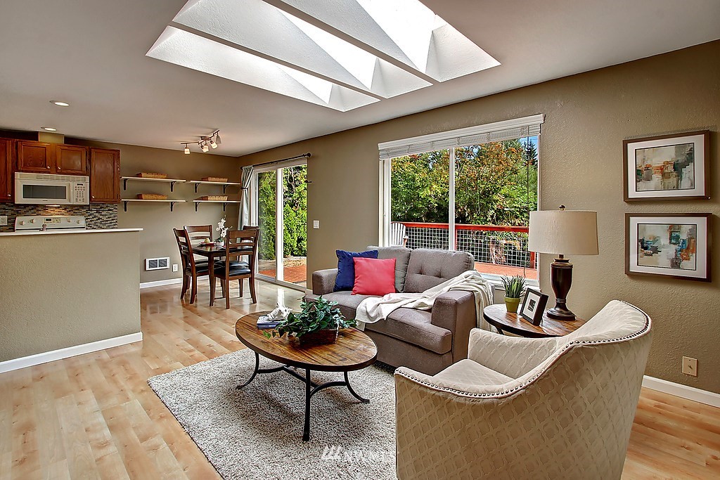18031 20th Drive Southeast Bothell, WA 98012 - Photo 5 of 18 Gallery Image 5