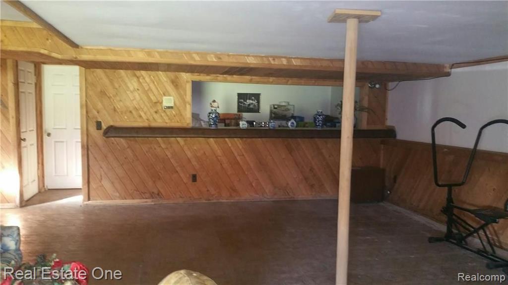 1836 North Adams Road Rochester Hills, MI 48306 - Photo 24 of 33