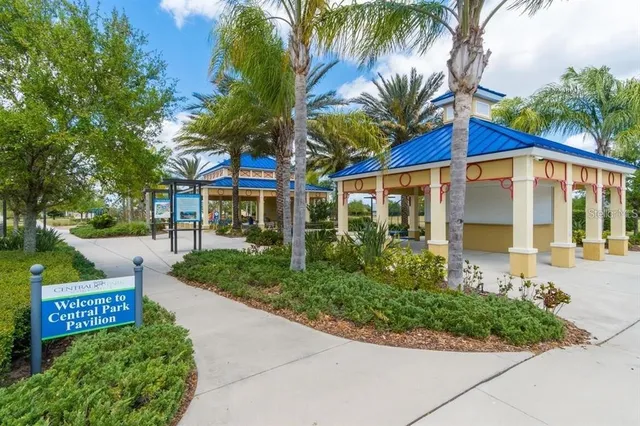 $449,900 | 5006 Boston Common Glen, Lakewood Ranch, FL 34211