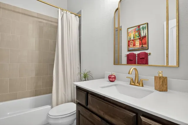 $415,000 | 3601 Meadowtrail Lane, Denton, TX 76207