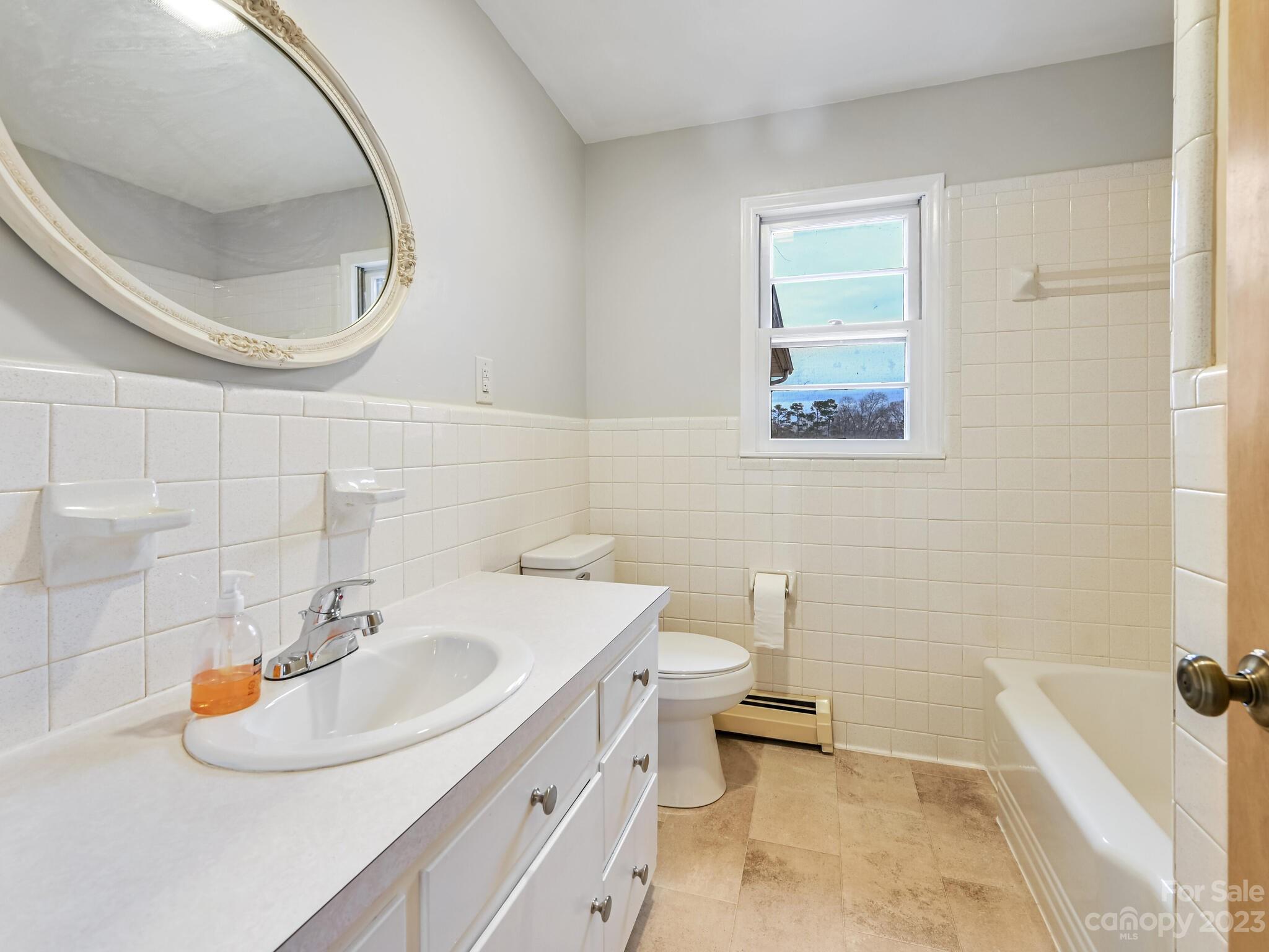 1206 Alexander Road Leicester, NC 28748 - Photo 19 of 35 Gallery Image 19