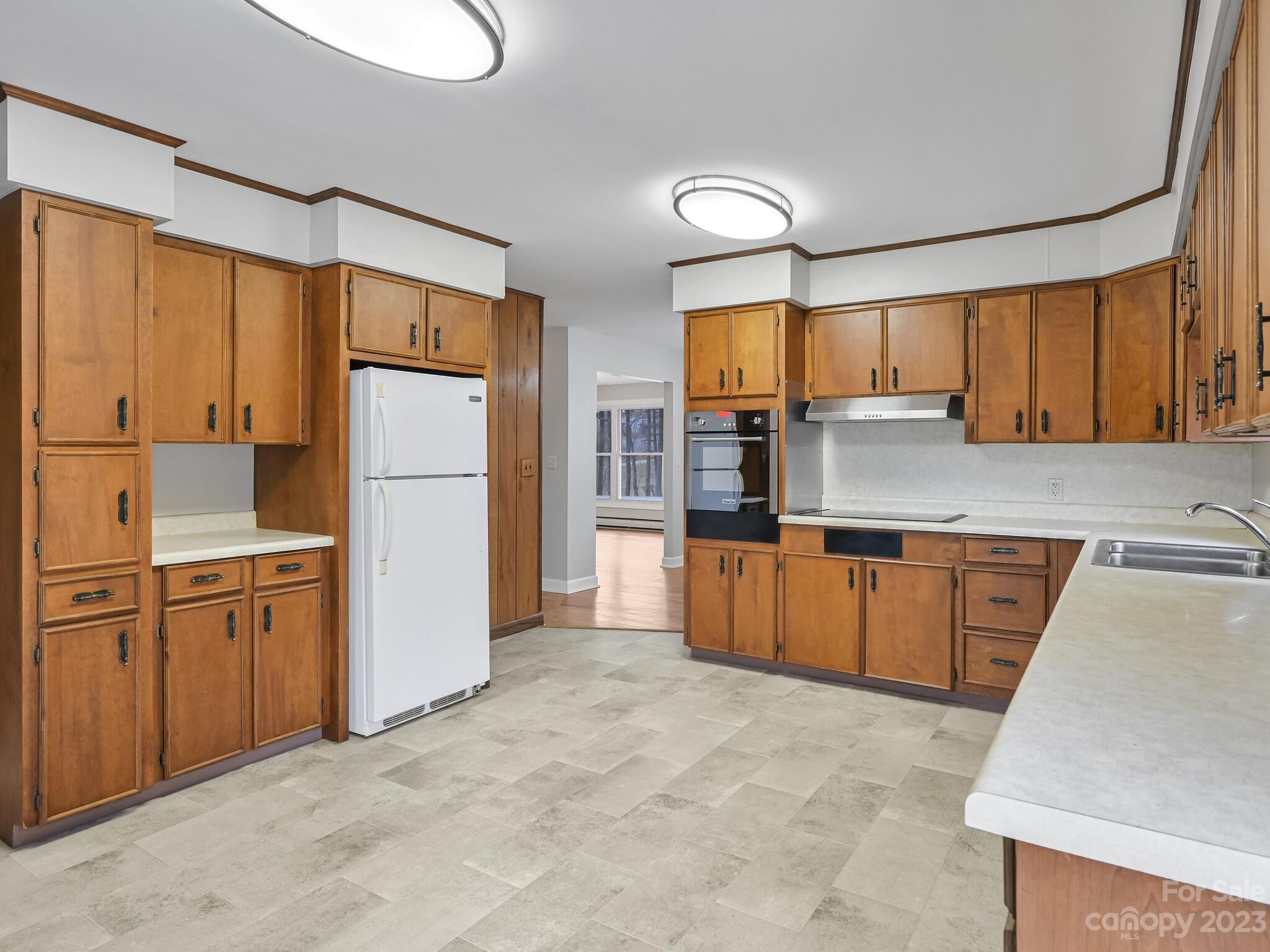 1206 Alexander Road Leicester, NC 28748 - Photo 10 of 35 Gallery Image 10
