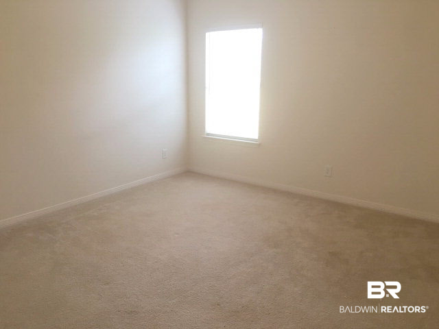 26079 Chatelaine Road Elberta, AL 36530 - Photo 10 of 38 Back Guest Bedrroom
