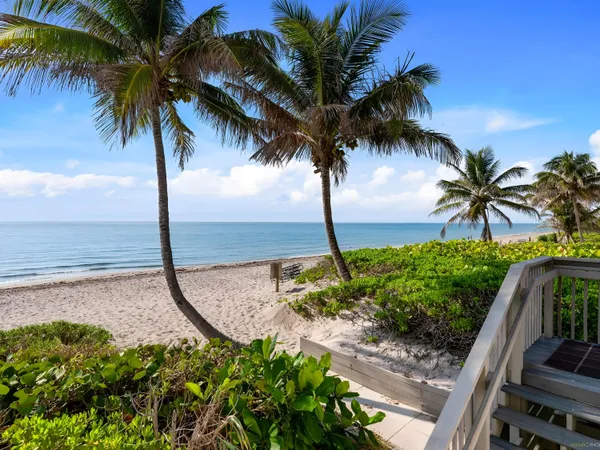 $4,000 | 3215 South Ocean Boulevard, Unit 407, Highland Beach, FL 33487