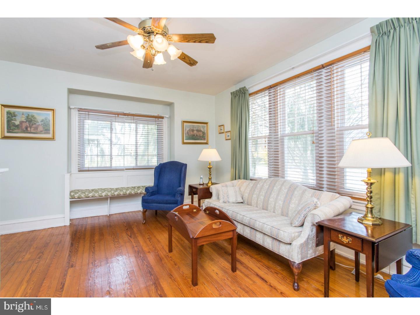 63 Egypt Road Norristown, PA 19403 - Photo 6 of 25 Gallery Image 6