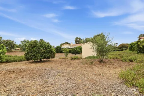 $1,200,000 | 3844 Alta Vista Drive, Fallbrook, CA 92028