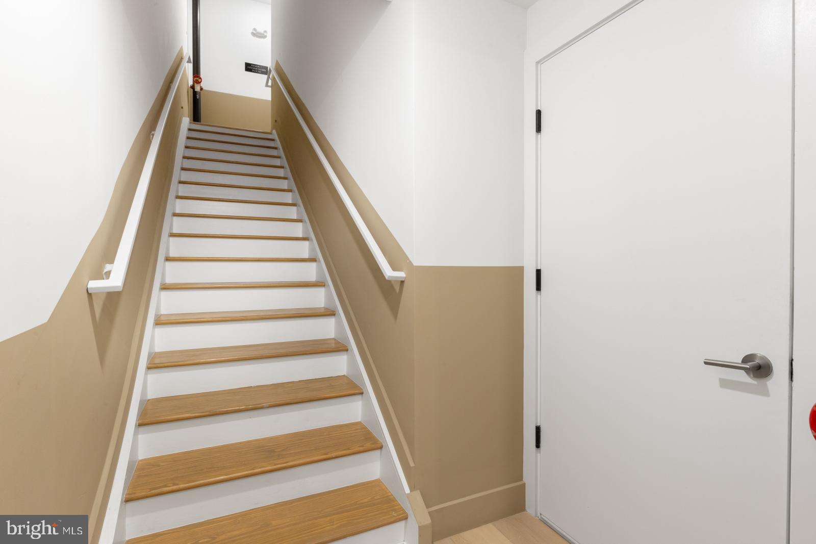 2007 Cambridge Street, Unit 9 Philadelphia, PA 19130 - Photo 27 of 33 a view of entryway