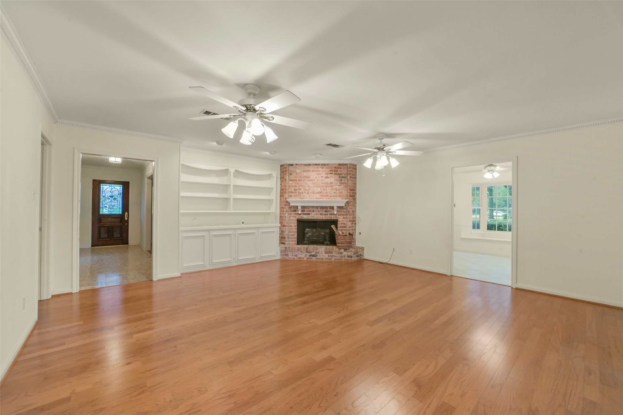110 Ridgemont Drive Alvin, TX 77511 - Photo 27 of 43