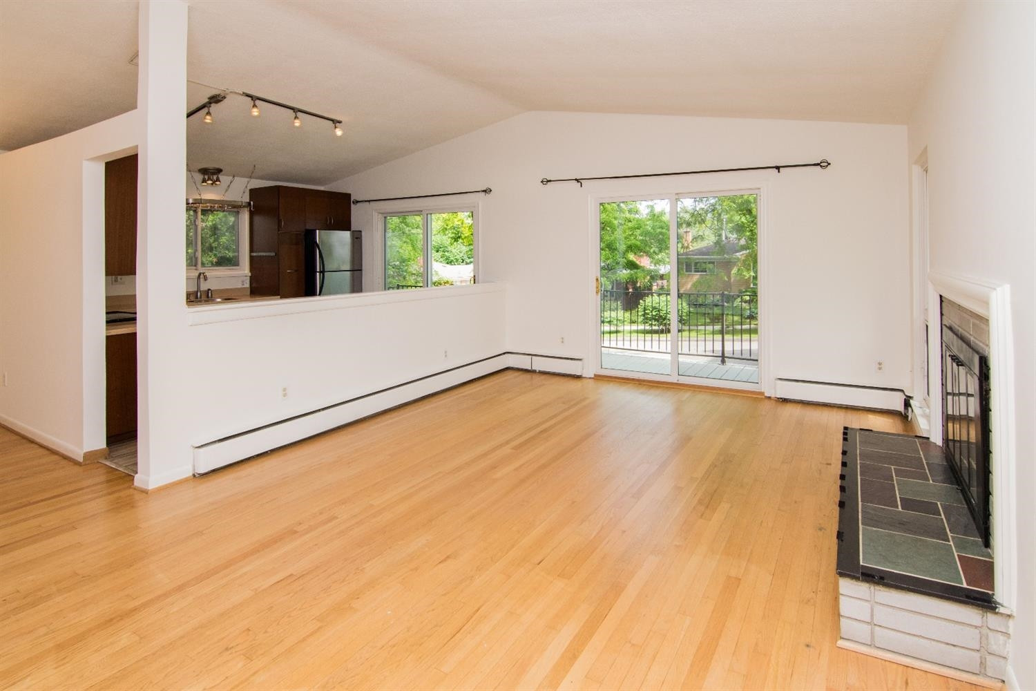 2237 Needham Road Ann Arbor, MI 48104 - Photo 5 of 10 Photo 5