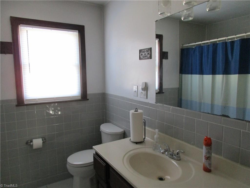 301 West Wall Street Rural Hall, NC 27045 - Photo 24 of 32 Gallery Image 24
